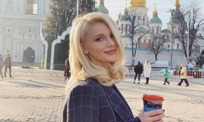 Миша Романова