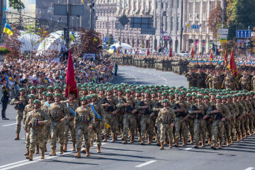 парад в день независимости
