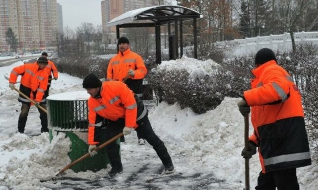 коммунальщики,