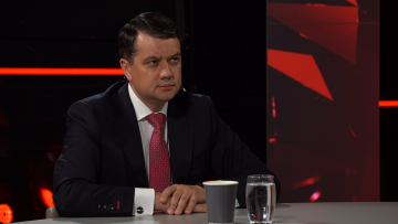 Дмитрий Разумков