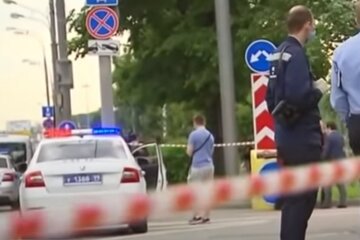 Отдых обернулся расстрелом семьи, подробности трагедии: "Школьнице удалось вызвать полицию, но..."