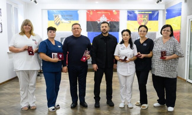 Медиків Подільського району відзначили нагородами