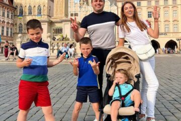 Жена Решетника похвасталась успехами самого младшего сына, кадры: "всего 1 год и 7 месяцев"