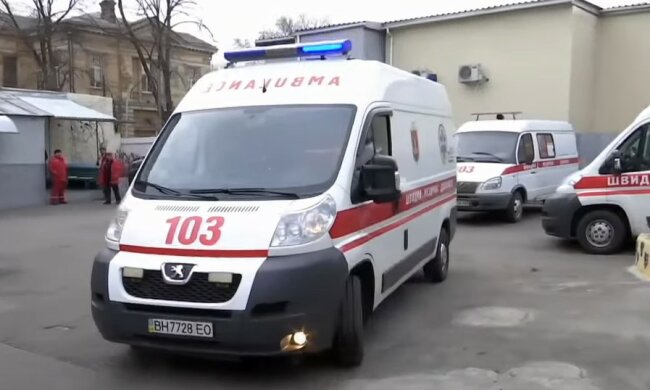 "Скорые помощи" штрафуют за превышение скорости: врачи массово жалуются