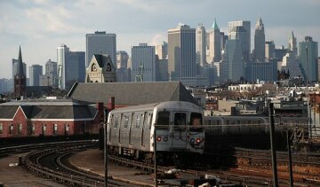 new-york-subway-f-train-e1322842137582