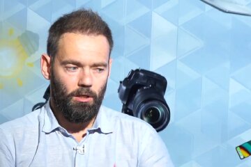У більшості випадків держава закуповує дуже прості речі: фармацевтична продукція, нафта, паливо, канцелярія, продукти харчування, - Задворний