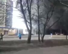 Сильна пожежа в Чернігові, місто заволокло чорним димом: "Так - вони нас бомблять, але ми згуртовані і готові давати відсіч"