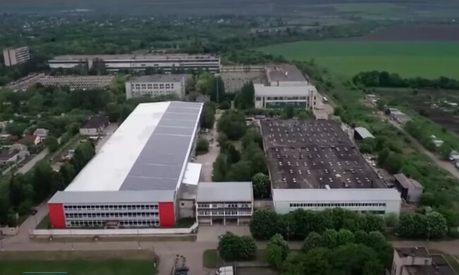 В Жовтих Водах заявили про тиск на «Юнайтед Табако»: СБУ заблокувала роботу фабрики, де працюють понад 500 людей - ЗМІ