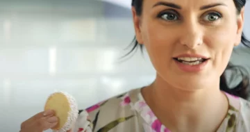 Простіше і навіть смачніше, ніж горішки: "Мастер Шеф" Глінська дала рецепт печива зі згущенкою