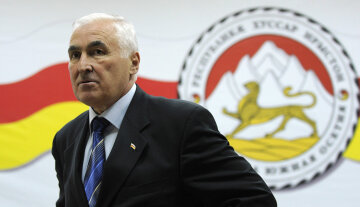 Президент Южной Осетии Леонид Тибилов