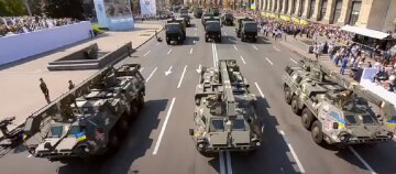Раньше не выйдет: эксперт раскрыл возможные сроки парада Победы на Крещатике