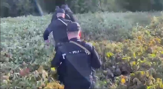 Після 4 червня Катя перестала відповідати на дзвінки: у Дніпрі розшукують 13-річну дівчинку, фото