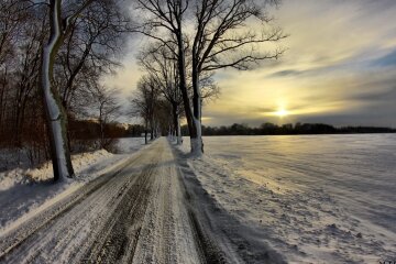 солнце тучи зима