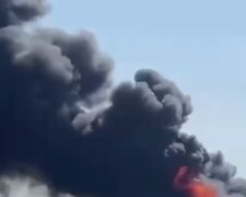 "Берегите себя": столб черного дыма поднимается над местом тяжелого ДТП на Одесчине