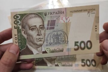 Денежная помощь для пенсионеров в Запорожье