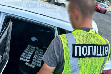 Голова медкомісії попався на хабарі