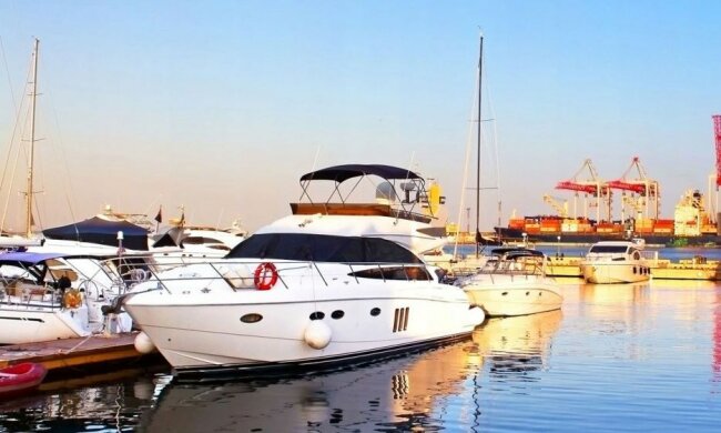 Безвиз: украинцам рассказали о самых бюджетных курортах Европы (инфографика)