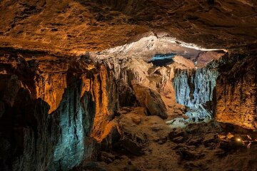 Пещера Эль-Трокс, Испания