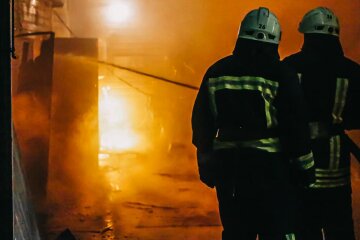 пожежа, рятувальники, пожежники