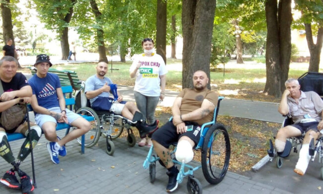Волонтер розповіла, як захисники України оговтуються після пережитого на фронті: "операції, біль і..."
