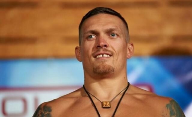 Александр Усик