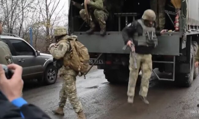 Донбас, військові, скрін