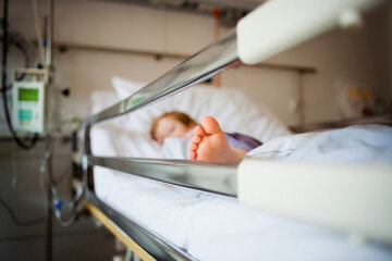Беда на Ивано-Франковщине: массово госпитализированы дети