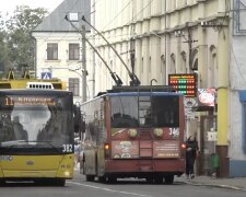Ограничение движения транспорта в Черновцах