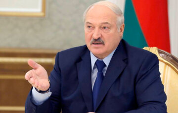 "Не треба розчепірювати пальці": Лукашенко присоромив росіян через Україну