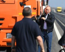 Незаконна прибудова: відомий журналіст яскраво перервав радість РФ після відкриття Керченського моста