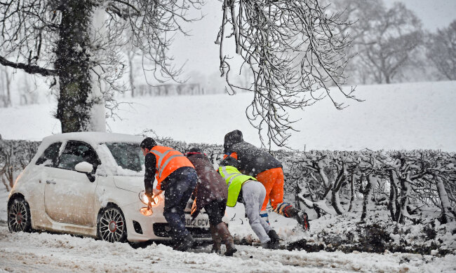 Снег, зима, метель, сугробы
