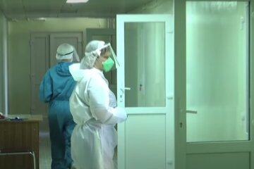 Днепропетровщина бьет вирусные антирекорды, жертв становится все больше: сколько людей не одолели болезнь