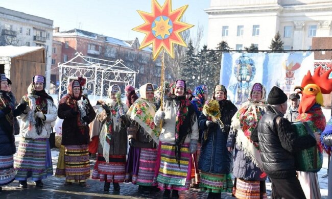 Привітання зі Старим Новим роком у прозі та СМС