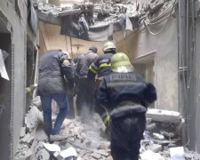 Ракетний удар по центральній площі Харкова, кадри наслідків «Серце розривається»