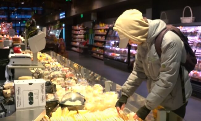 Любимый продукт украинцев подорожал на 30%: стало известно, что еще вырастет в цене