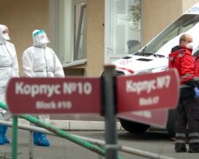 "Хворі кричать і повзуть до вікон": ситуація в українських лікарнях погіршується з кожним днем, лікарі безсилі