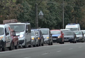 Движение транспорта ограничат в Киеве