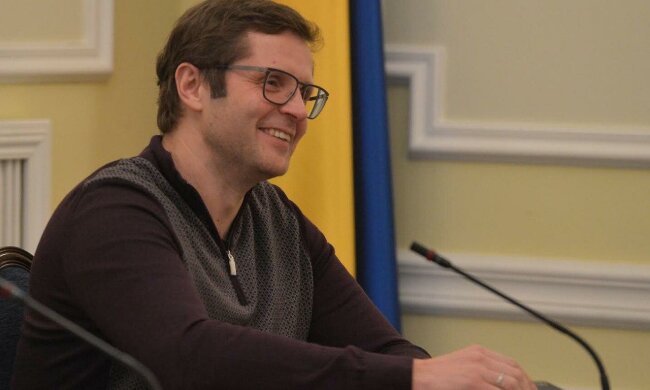 андрей холодов