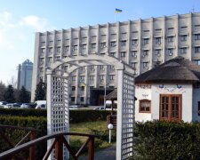 "Хатинку Саакашвілі" знесуть під ОДА в Одесі: названа причина