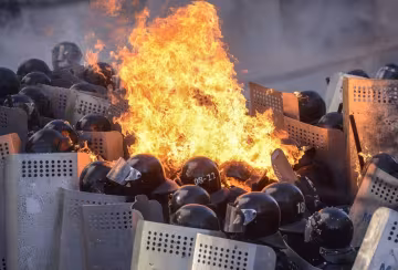Володимир Фесенко про кризу довіри та новий майдан вже після першого туру президентських виборів