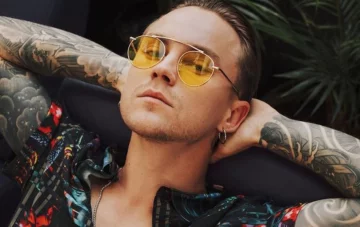 Артем Пивоваров