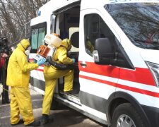Вірус розповзається по містах Одещини, число заражених зростає: тривожні цифри