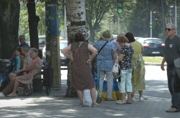 Денежная помощь для пенсионеров в Запорожье