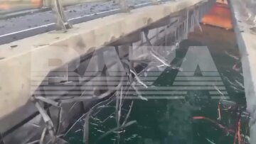 Крымский мост после ночных взрывов