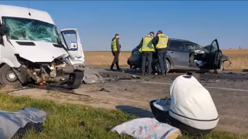 "Померла в лікарні": ДТП на трасі Київ-Чоп обірвало життя цілої родини, кадри з місця трагедії