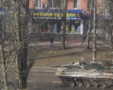 "Наши военные шли на танки с автоматами": о первых часах оккупации Херсонщины рассказала переселенка