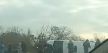 В Днепропетровской области столкнулись грузовик и микроавтобус