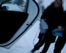 "Помогите, жена рожает!": будущий отец поставил на уши полицию Львова, карды произошедшего