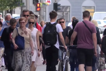 За грошима українців будуть жорстко стежити, перевірять будинки, машини й подарунки: хто під ударом