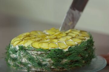 Жодної гіркоти: "Мастер Шеф" Литвинова дала рецепт м'якого печінкового торта